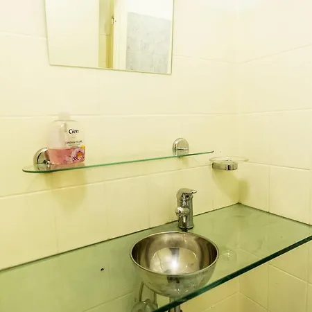 Prins Hendrik Apartment