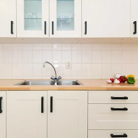 Prins Hendrik Apartment *