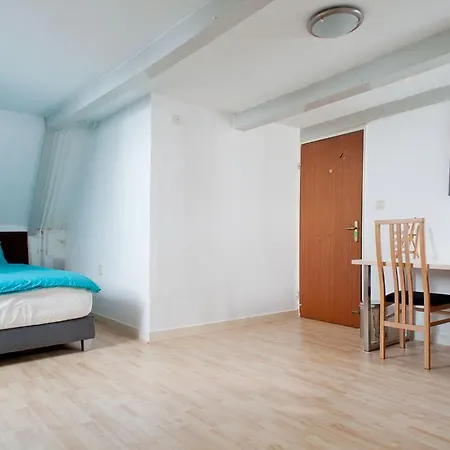 Prins Hendrik Apartment